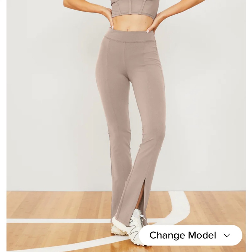 Airbrush High-Waist Flutter leggings